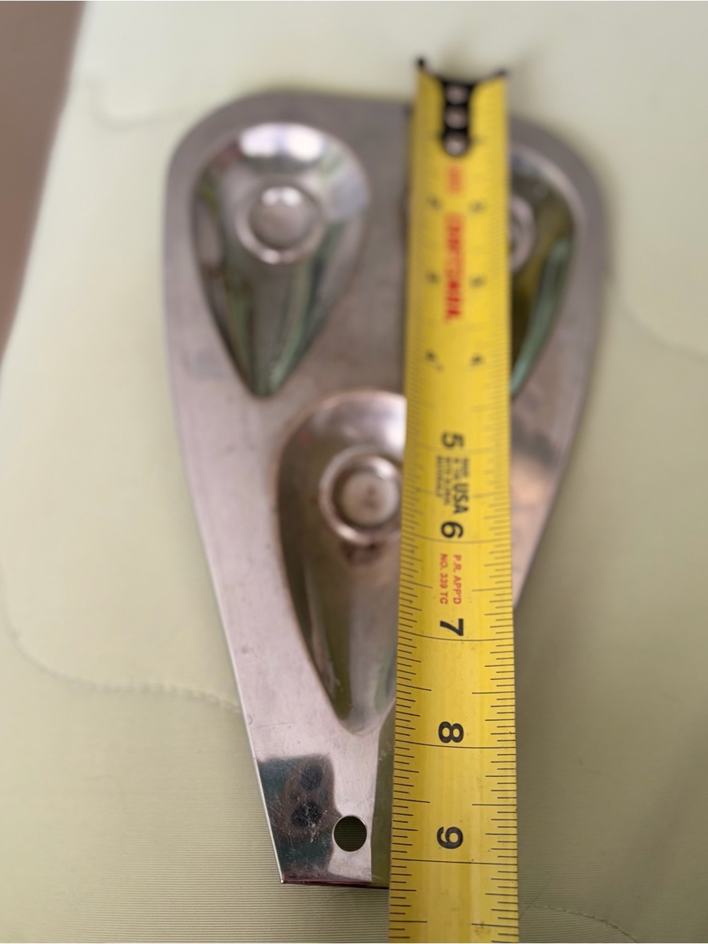 Metal Three Spot Vintage Spoon Rest - Picture 5 of 5